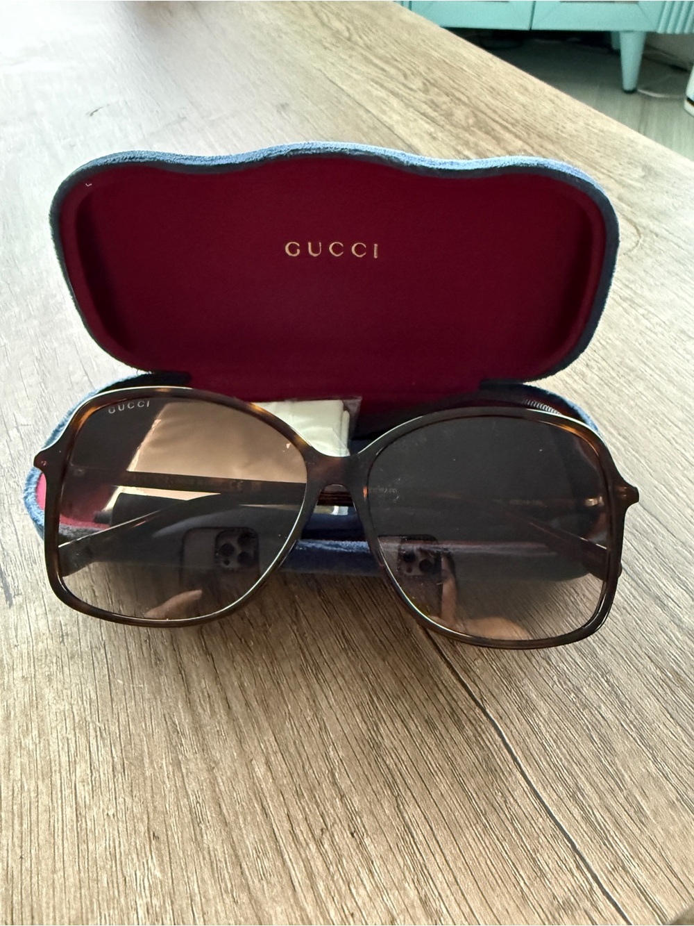 Gucci Women's Brown Gradient Oversized Sunglasses with Dark Lenses